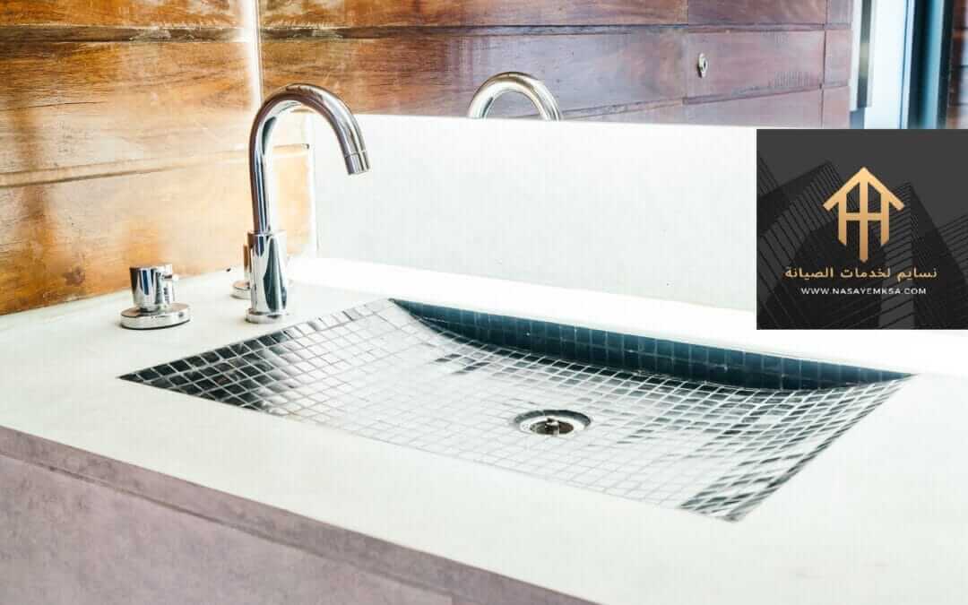 تركيب مغسلة معلقة حديثة : سباك بالرياض 0555943498